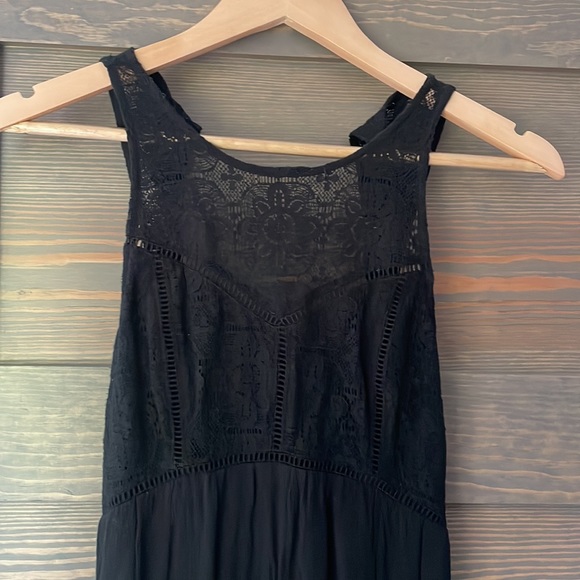 Black Abercrombie Dress - Picture 2 of 4